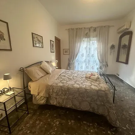 아파트 La Casa Oltre Il Parco